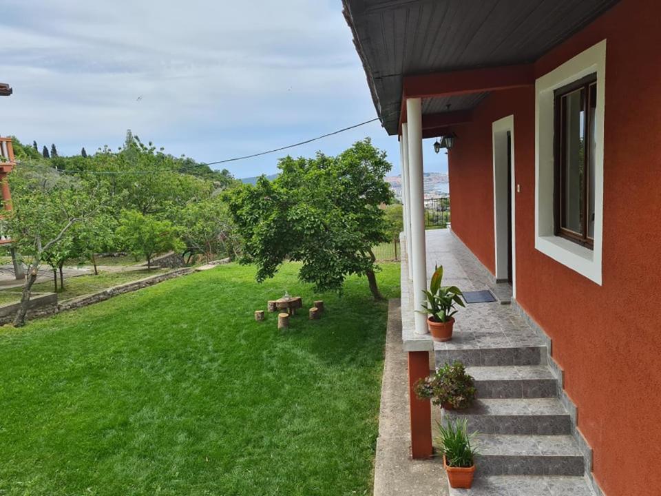 Holiday Home Vulezic Bar Ngoại thất bức ảnh