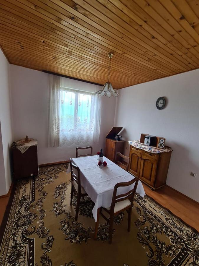 Holiday Home Vulezic Bar Ngoại thất bức ảnh
