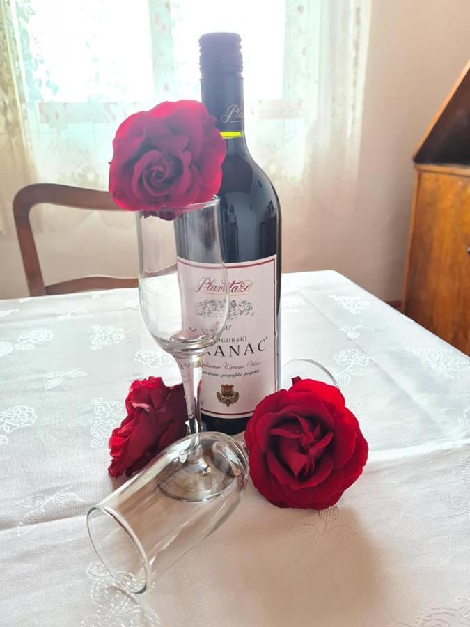 Holiday Home Vulezic Bar Ngoại thất bức ảnh